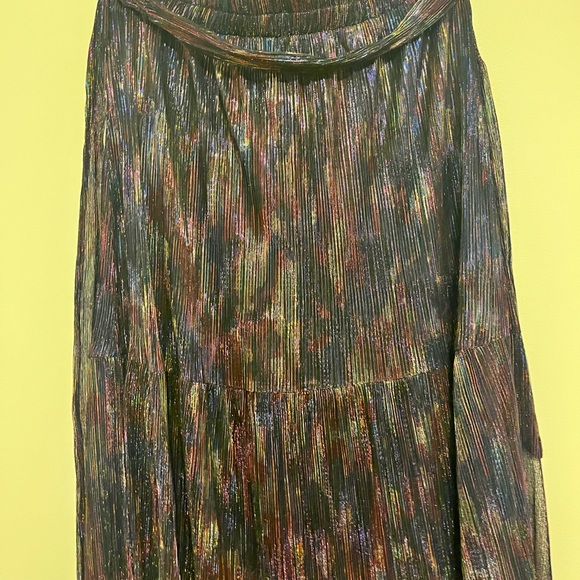 Boho maxi skirt with subtle shimmer - Picture 3 of 9